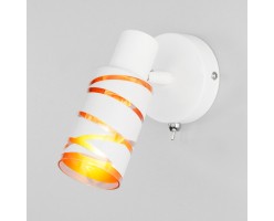 Настенный светильник с выключателем 20085/1 белый